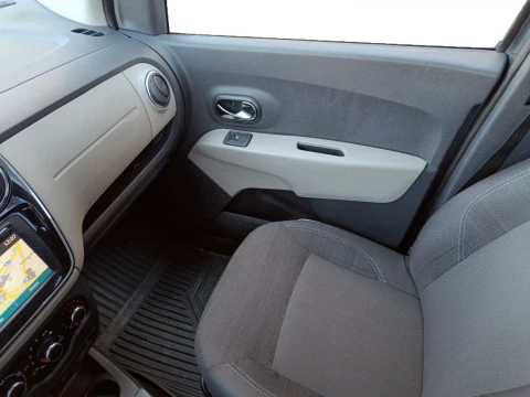 Dacia Lodgy 1.2 TCE LAUREATE 5PL. 115 5P