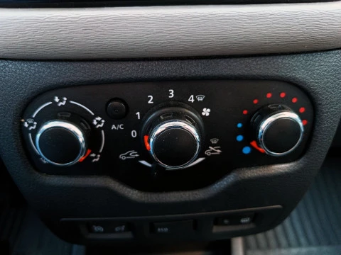 Dacia Lodgy 1.2 TCE LAUREATE 5PL. 115 5P