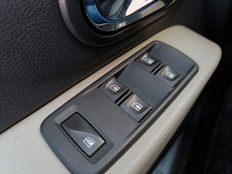 Dacia Lodgy 1.2 TCE LAUREATE 5PL. 115 5P