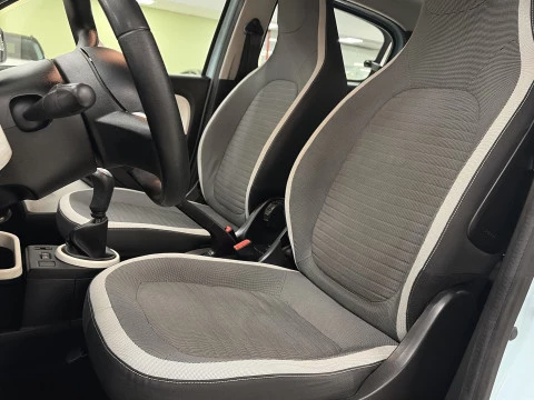 Renault Twingo Intens SCe 51 kW (70 CV)