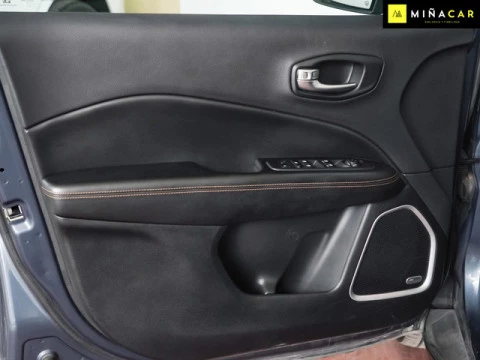 Jeep Compass 1.3 Gse Limited 4x2 DDCT 110 kW (150 CV)