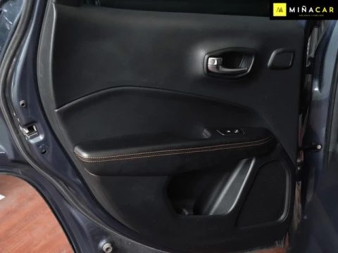 Jeep Compass 1.3 Gse Limited 4x2 DDCT 110 kW (150 CV)