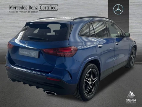 Mercedes-Benz GLA 200 d