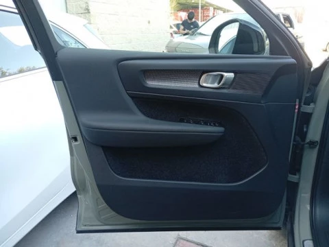 Volvo XC40 Recharge Twin Eléctrico Pro Auto AWD