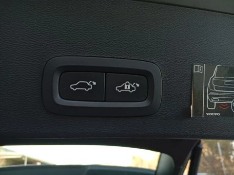 Volvo XC40 Recharge Twin Eléctrico Pro Auto AWD