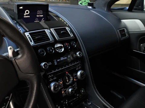 Aston Martin Vantage V8 S Coupé Sportshift