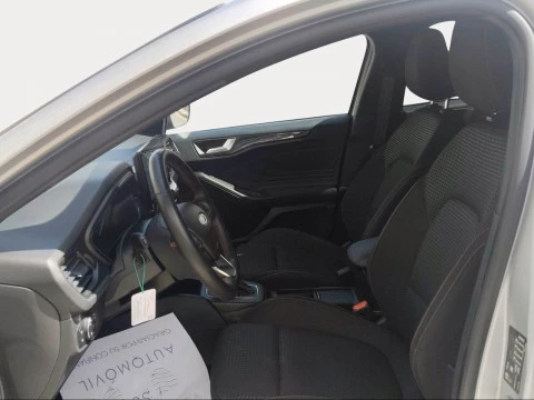 Ford Focus 1.0 Ecoboost MHEV 114kW ST-Line Auto