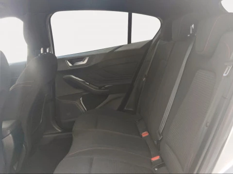 Ford Focus 1.0 Ecoboost MHEV 114kW ST-Line Auto