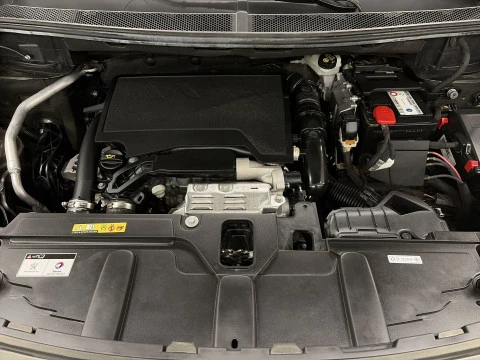 Peugeot 3008 PureTech 130 SANDS Allure 96 kW (130 CV)