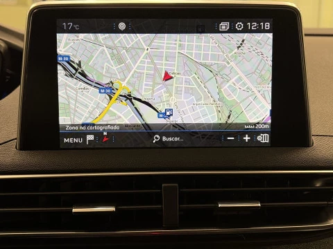 Peugeot 3008 PureTech 130 SANDS Allure 96 kW (130 CV)