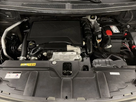 Peugeot 3008 PureTech 130 SANDS Allure 96 kW (130 CV)