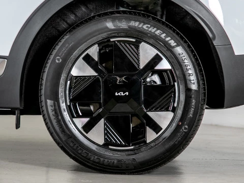 Kia Sportage 1.6 T-GDi 118kW (160CV) Drive 17