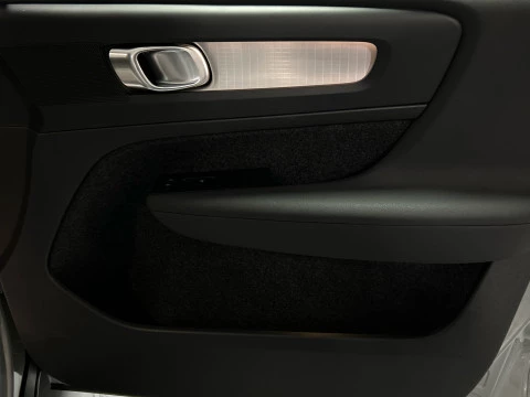 Volvo XC40 2.0 B3 CORE AUTO 163 5P P.DRIVER