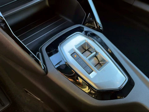 Peugeot 2008 N2008 Style Hybrid 145 eDCS6