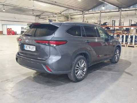 Toyota Highlander 2.5 Advance P. Met. Techo Panorámico