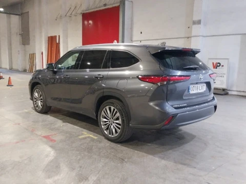 Toyota Highlander 2.5 Advance P. Met. Techo Panorámico