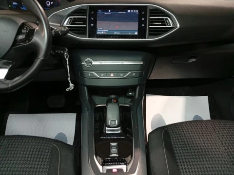 Peugeot 308 SW Active Pack BlueHDi 130 S&S EAT8