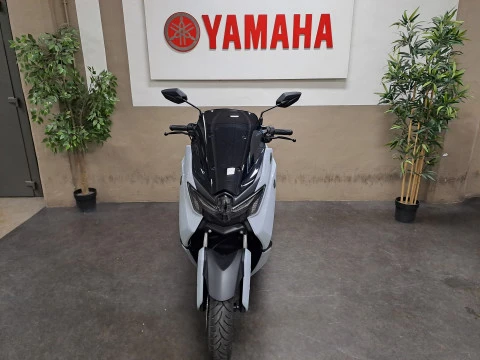 Yamaha NMAX Tech MAX CERAMIC GREY