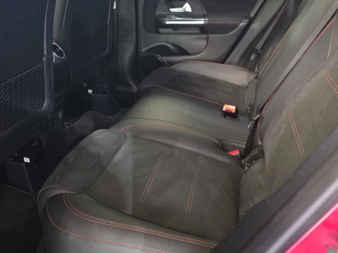 Mercedes-Benz GLA GLA 200 D