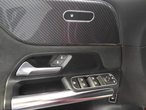 Mercedes-Benz GLA GLA 200 D