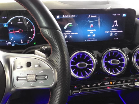 Mercedes-Benz GLA GLA 200 D