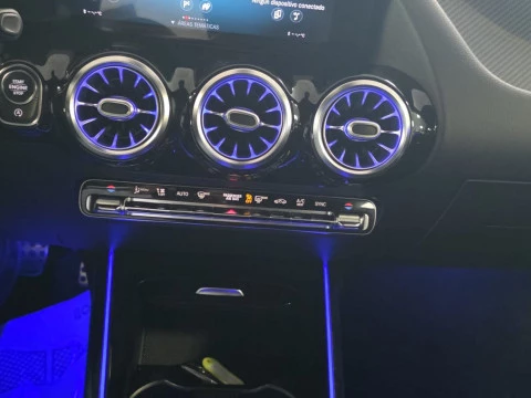 Mercedes-Benz GLA GLA 200 D