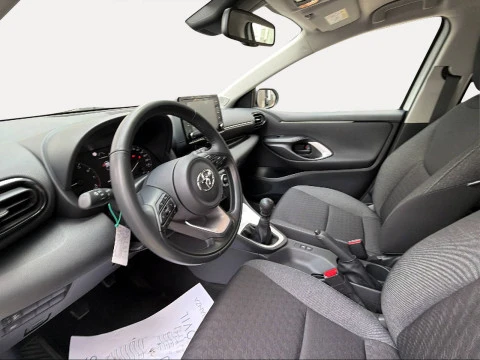 Toyota Yaris 1.5 120H Business Plus