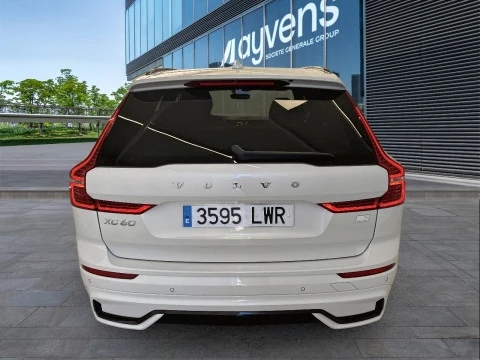 Volvo XC60 2.0 T6 AWD Recharge R-Design Auto