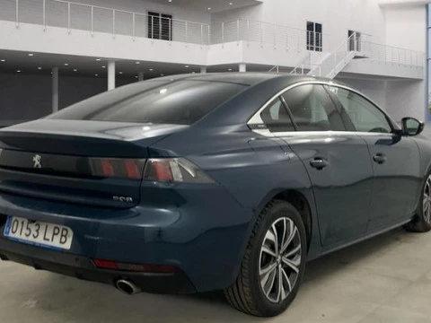 Peugeot 508 Hybrid 5P Allure Pack HYBRID 225 e-EAT8