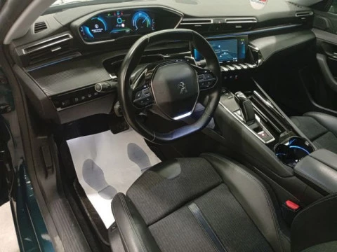 Peugeot 508 Hybrid 5P Allure Pack HYBRID 225 e-EAT8