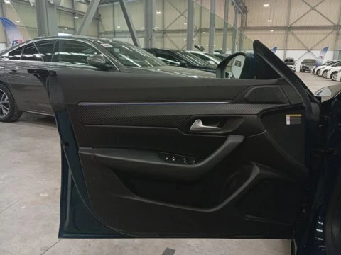 Peugeot 508 Hybrid 5P Allure Pack HYBRID 225 e-EAT8