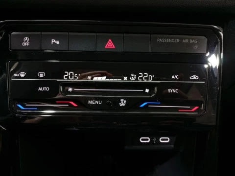 Volkswagen T-Cross ``Mas`` 1.0 TSI 85 kW (115 CV)