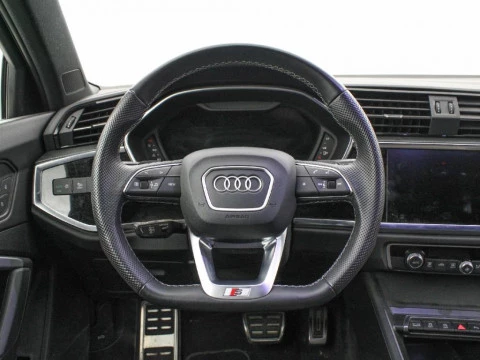 Audi Q3 2.0 35 TDI S TRONIC BLACK LINE 150 5P