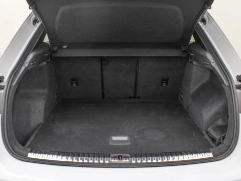 Audi Q3 2.0 35 TDI S TRONIC BLACK LINE 150 5P