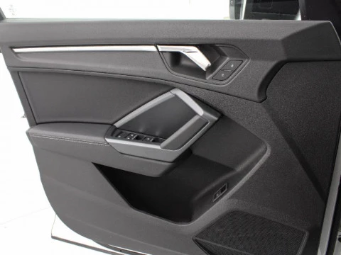 Audi Q3 2.0 35 TDI S TRONIC BLACK LINE 150 5P