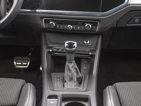 Audi Q3 2.0 35 TDI S TRONIC BLACK LINE 150 5P