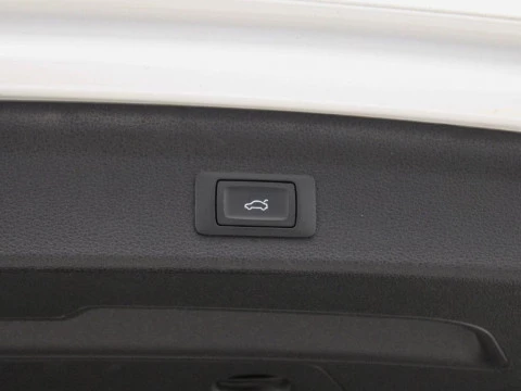 Audi Q3 2.0 35 TDI S TRONIC BLACK LINE 150 5P