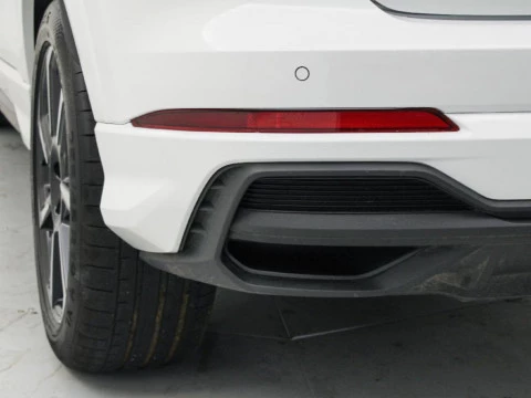 Audi Q3 2.0 35 TDI S TRONIC BLACK LINE 150 5P