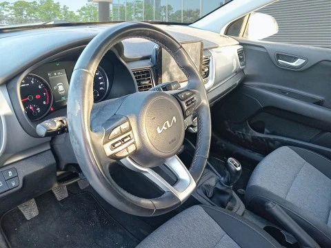 Kia Stonic 1.0 T-GDi 74kW (100CV) MHEV iMT Concept