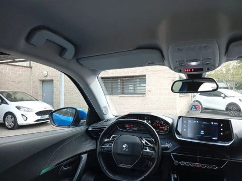 Peugeot 2008 Allure BlueHDI 130 S&S EAT8