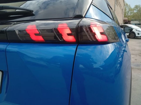 Peugeot 2008 Allure BlueHDI 130 S&S EAT8