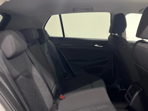 Volkswagen Golf 2.0 TDI 85kW (115CV) DSG