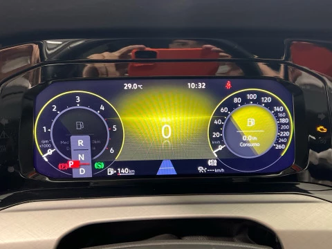 Volkswagen Golf 2.0 TDI 85kW (115CV) DSG