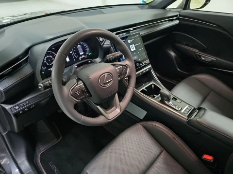 Lexus LBX 1.5 136cv HEV Emotion+