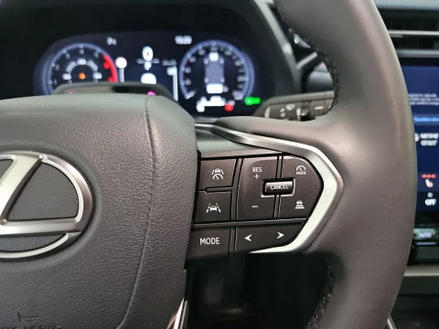 Lexus LBX 1.5 136cv HEV Emotion+