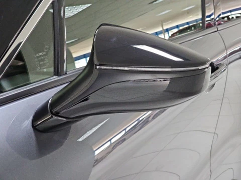 Lexus LBX 1.5 136cv HEV Emotion+