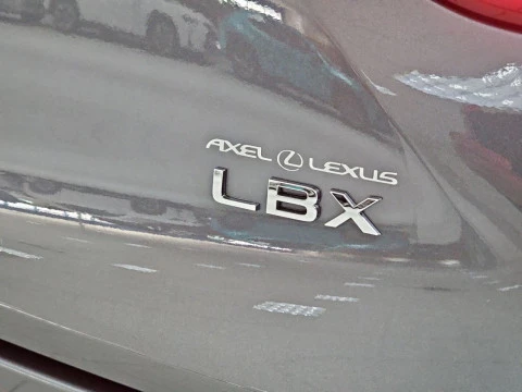Lexus LBX 1.5 136cv HEV Emotion+