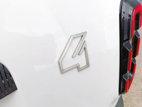 Renault R4 R-4 ELECTRICO ICONIC 110 KW (150 CV) AUTONOMIA CONFORT