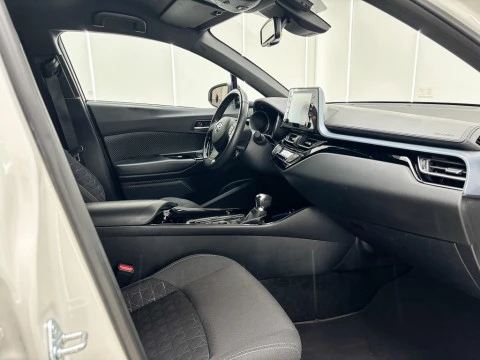 Toyota C-HR 1.8 125H Advance