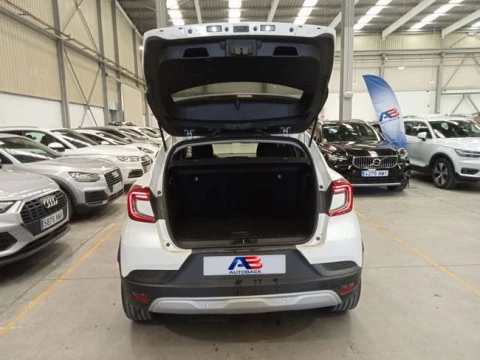 Renault Captur E-Tech engineered HEV 105kW (145CV)